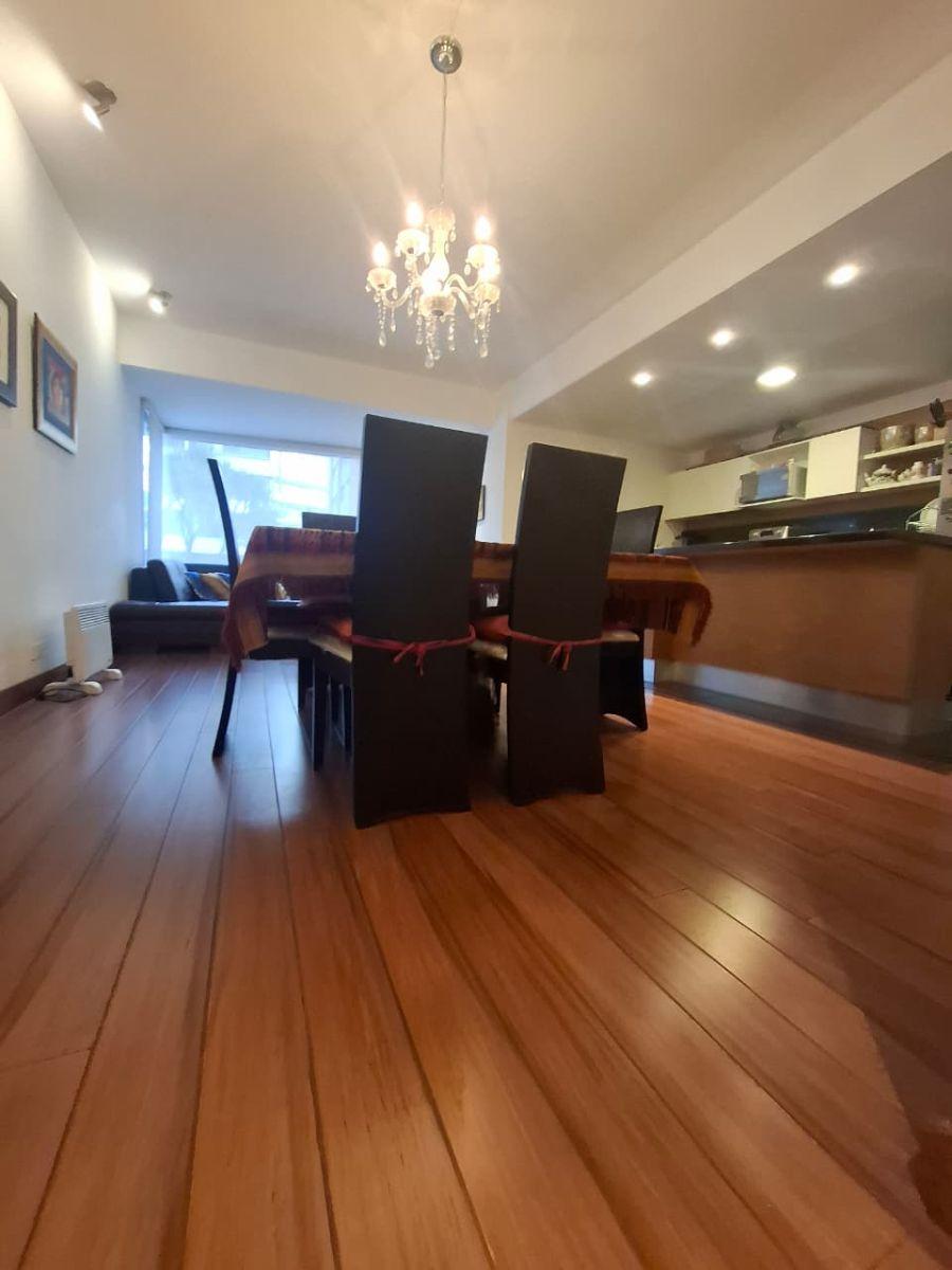 Vendo Moderno Departamento - Sector González Suárez — imagen 7