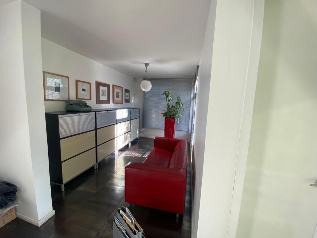 Floresta Calle Zaldumbide — imagen 6