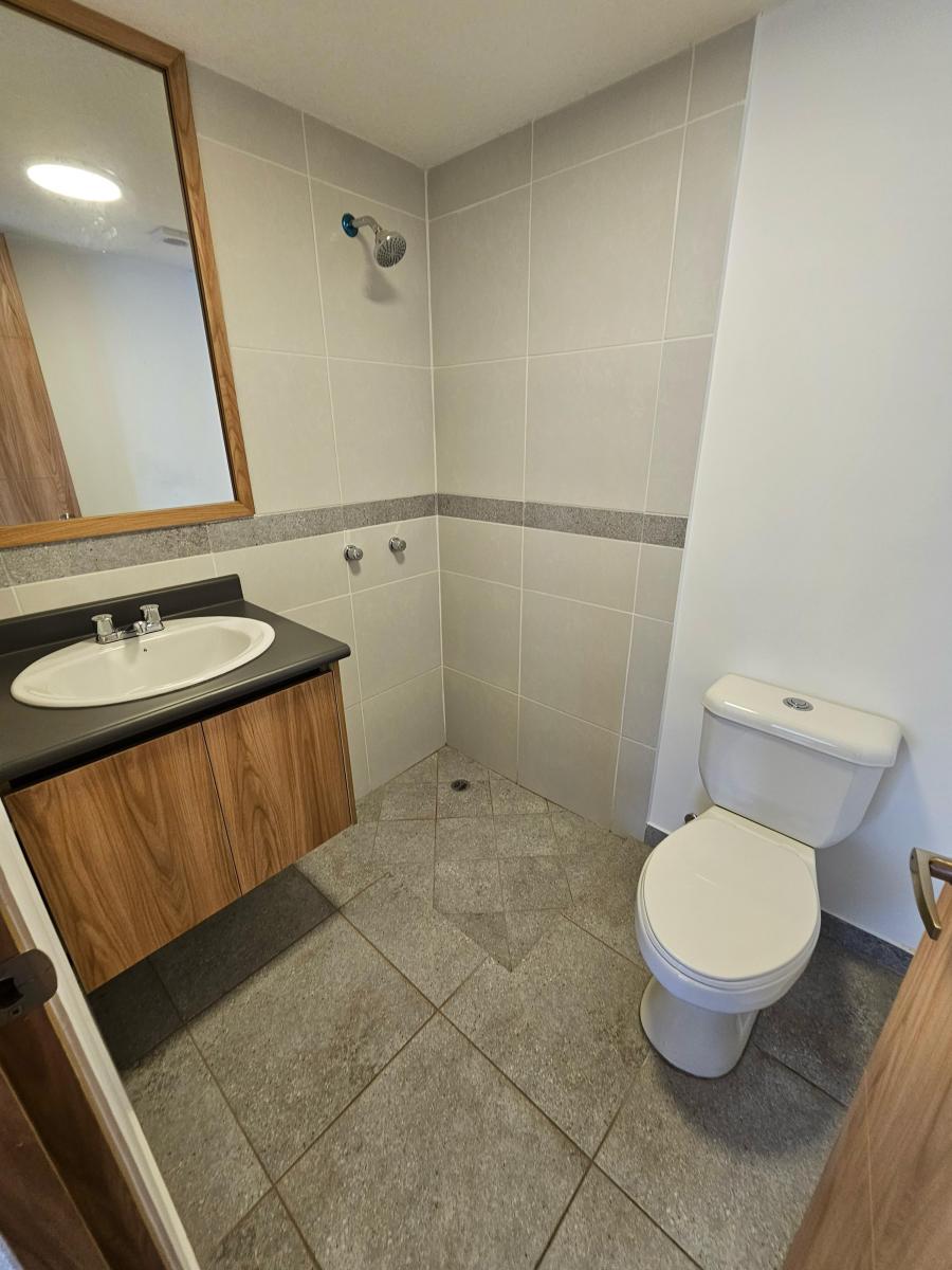 En Venta Casas 3 Dorm. con Baño Cada Uno Puente 2 - Valle de Los Chillos — imagen 7