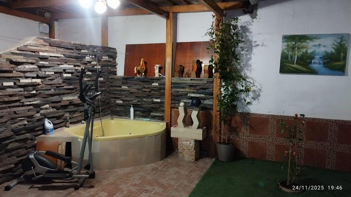 Casa con 3 Recámaras en Venta en Mitad del Mundo, 192 m² Terreno — imagen 7