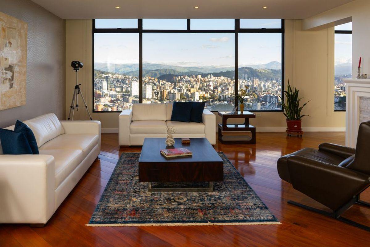 Espectacular Departamento con La Mejor Vista de Quito en Venta — imagen 9