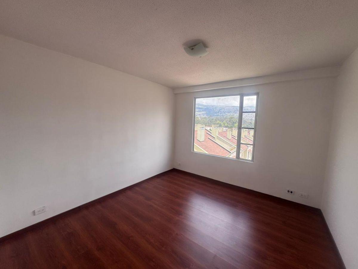 Vendo Departamento Dentro de Conjunto Sector Carcelén — imagen 7