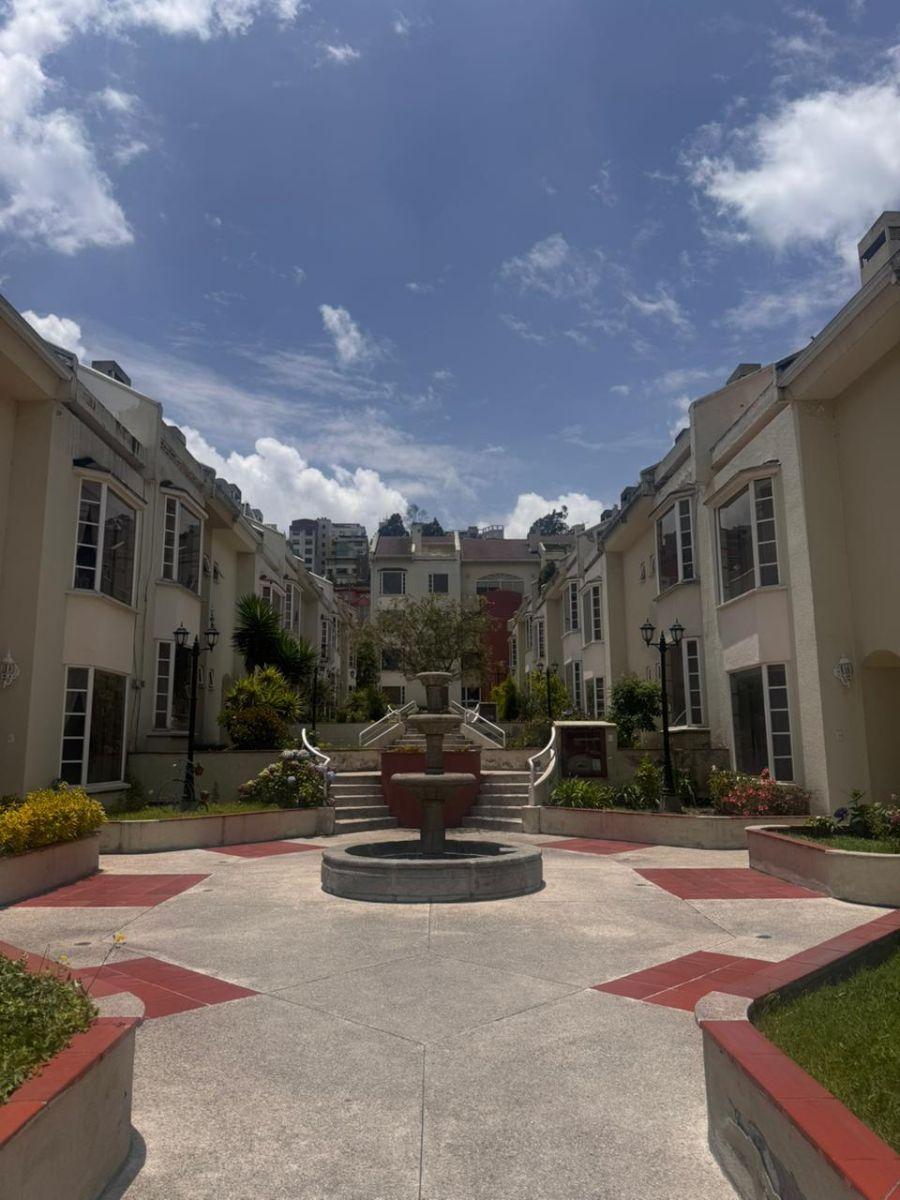 Vendo Departamento Dentro de Conjunto Sector Carcelén — imagen 6