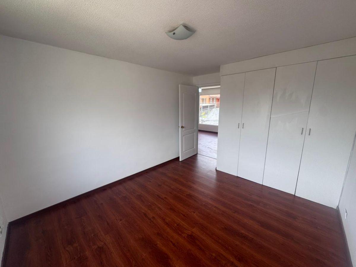 Vendo Departamento Dentro de Conjunto Sector Carcelén — imagen 4