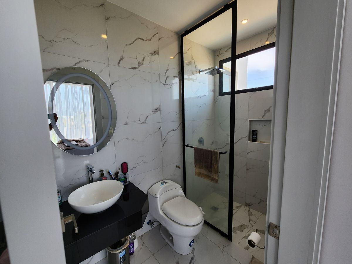 Departamento de 90 m² con 2 Recámaras en Venta en Playas Villamil, Posorja, Guayas — imagen 3