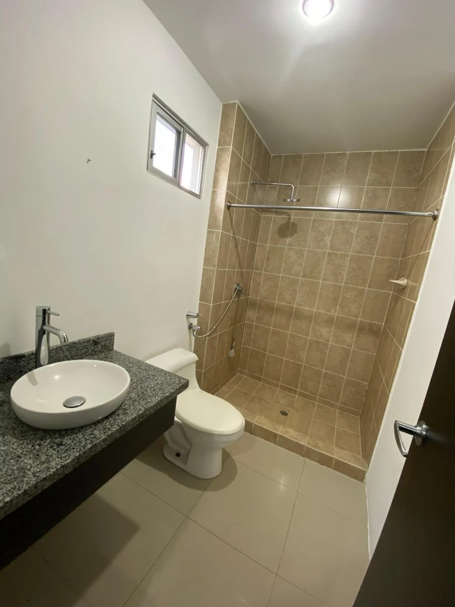 Alquilo /vendo Departamento en Puerto Azul, Guayas — imagen 5