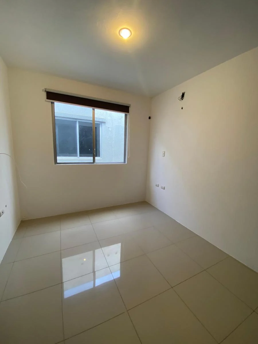 Alquilo /vendo Departamento en Puerto Azul, Guayas — imagen 4