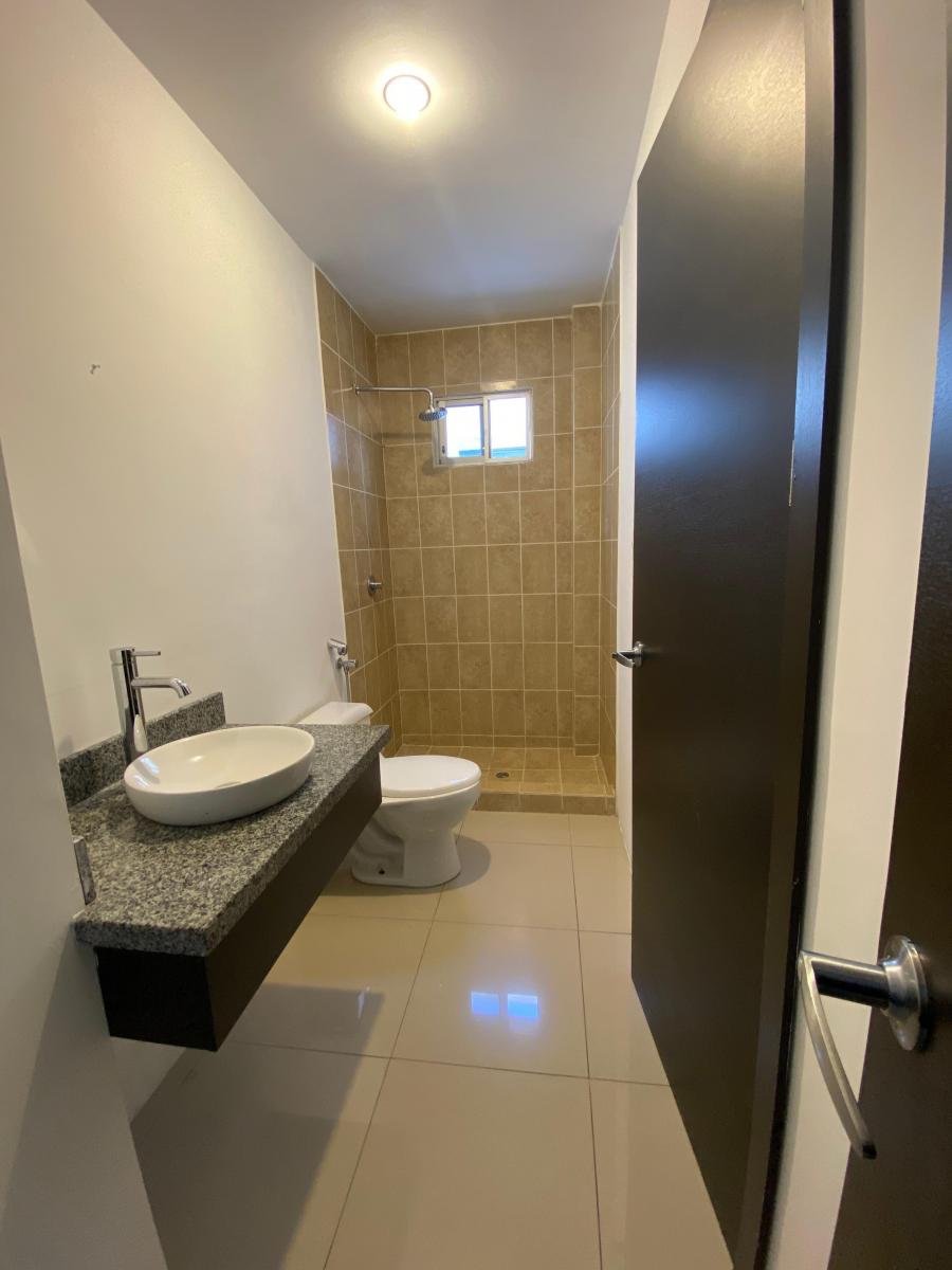 Alquilo /vendo Departamento en Puerto Azul, Guayas — imagen 2