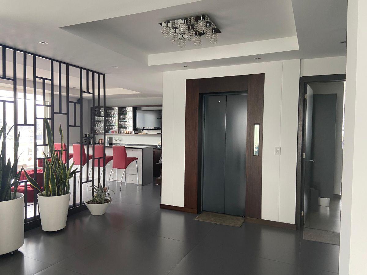 PH Dúplex de 4 Habitaciones con 424 m² en Venta en Quito Tenis — imagen 2