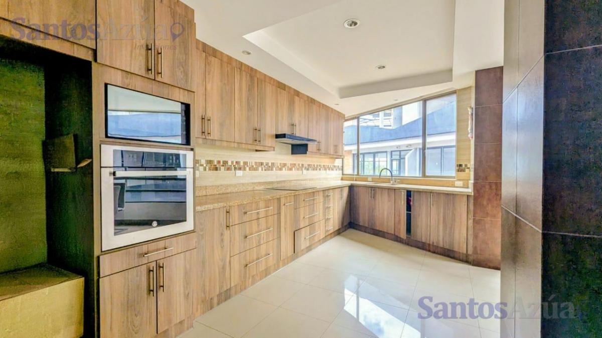 Departamento en San Sebastián, Azuay — imagen 10