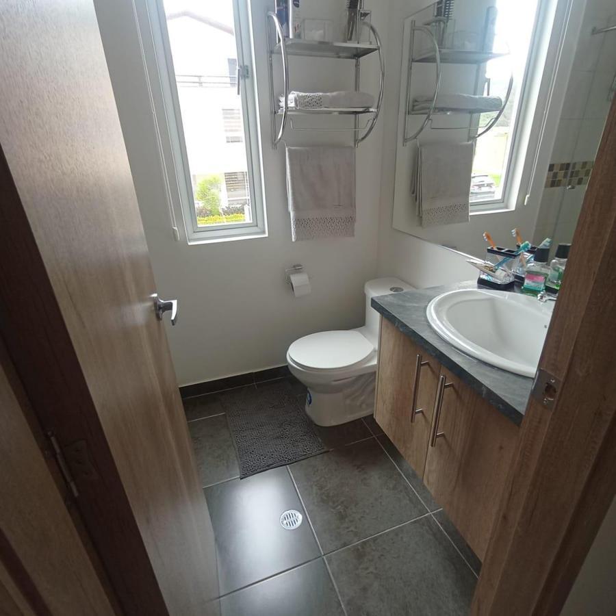 Casa en Venta Sector Pomasqui en Urbanización Privada. Provincia de Pichincha — imagen 7