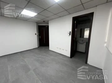 Carolina - Amazonas y Rumipamba, Oficina de Venta 70 m² — imagen 3