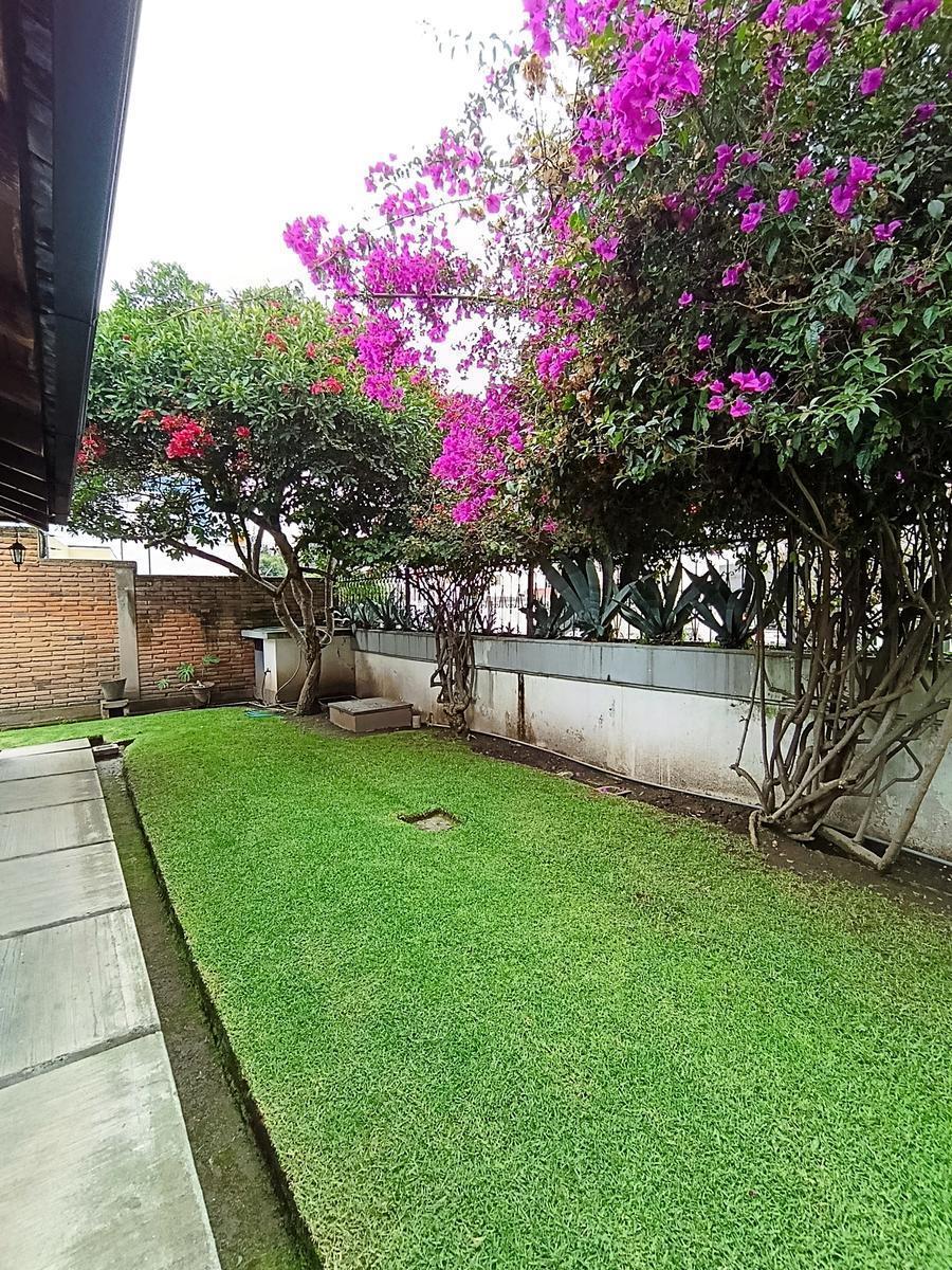 Casa 284 m² 4 Habitaciones con Amplio Terreno en El Batán — imagen 8