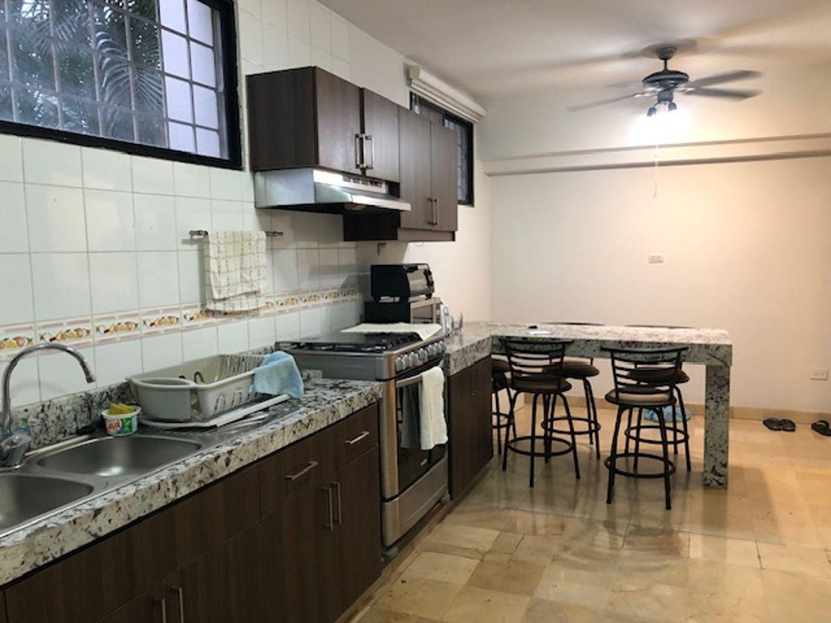 Departamento en Venta Los Ceibos, Guayas — imagen 2