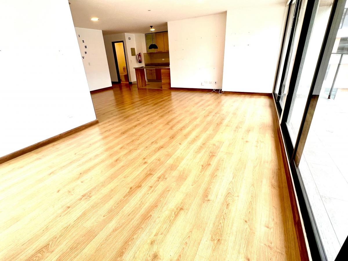 Venta, Hermoso y Bien Ubicado Departamento Portugal — imagen 7