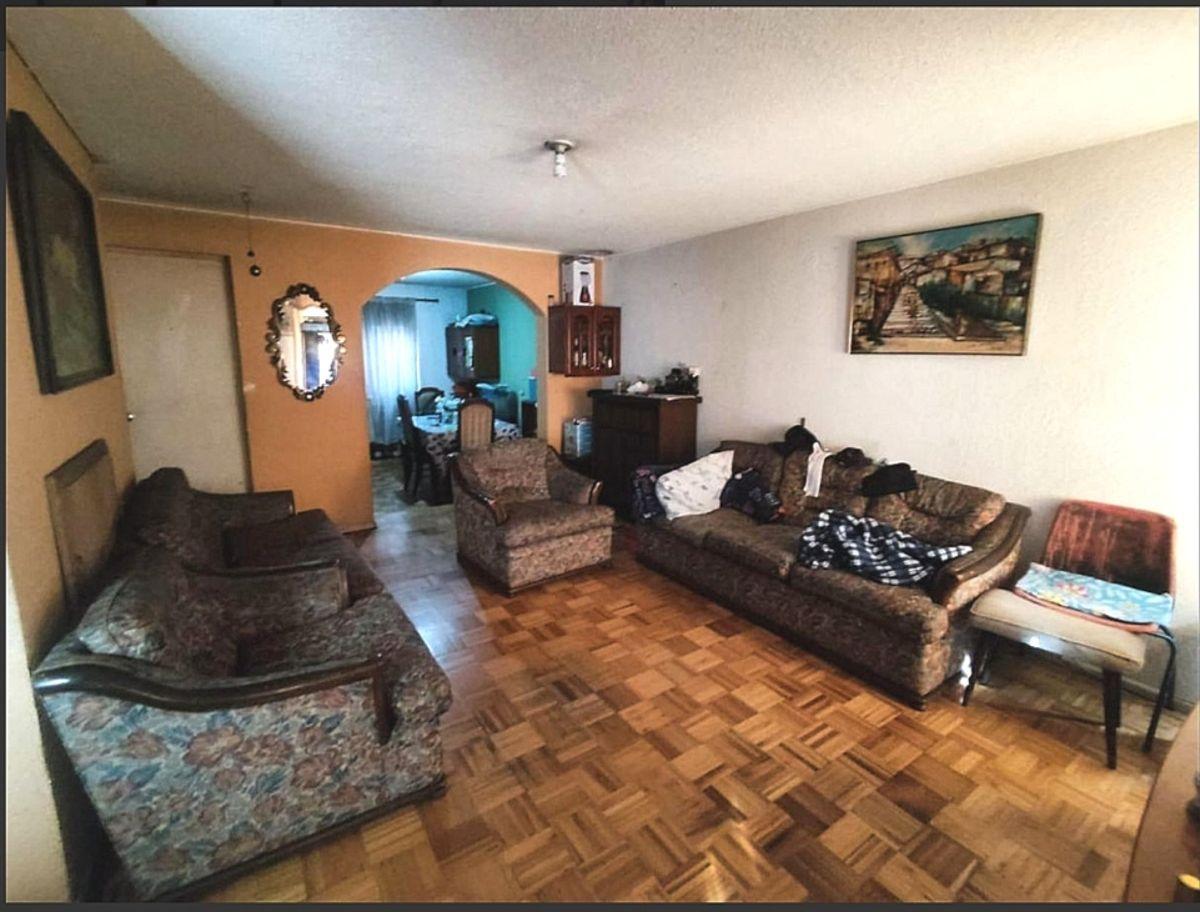 Casa Comercial en Venta o Arriendo Sector La Rumiñahui, Sobre La Av Real Audiencia, Norte de Quito — imagen 9