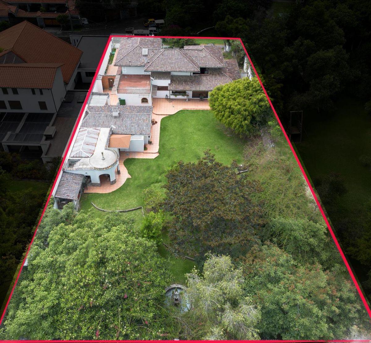 Vendo Amplia Casa en Jacarandá, 4 Dorm. Más Suit Independiente, 1 Dormitorio en Planta Baja! — imagen 6
