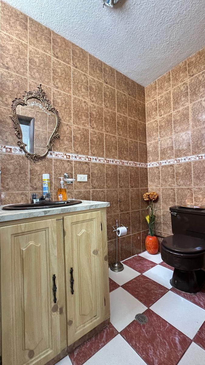 Casa Esquinera en Venta – Monteserrín | Ideal Para Comercio o Vivienda — imagen 6