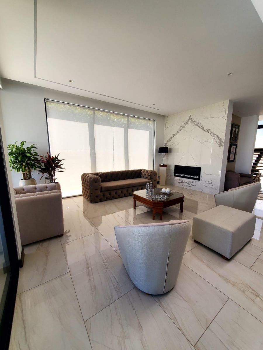 Hm Sa/ Tumbaco! Hermosa Casa Moderno/minimalista de 650 m² en Venta 980.000 Usd — imagen 7