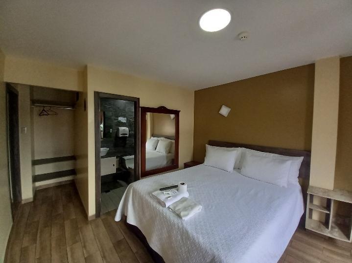 Venta Hotel Amoblado Sector Universidad Central en Quito — imagen 5