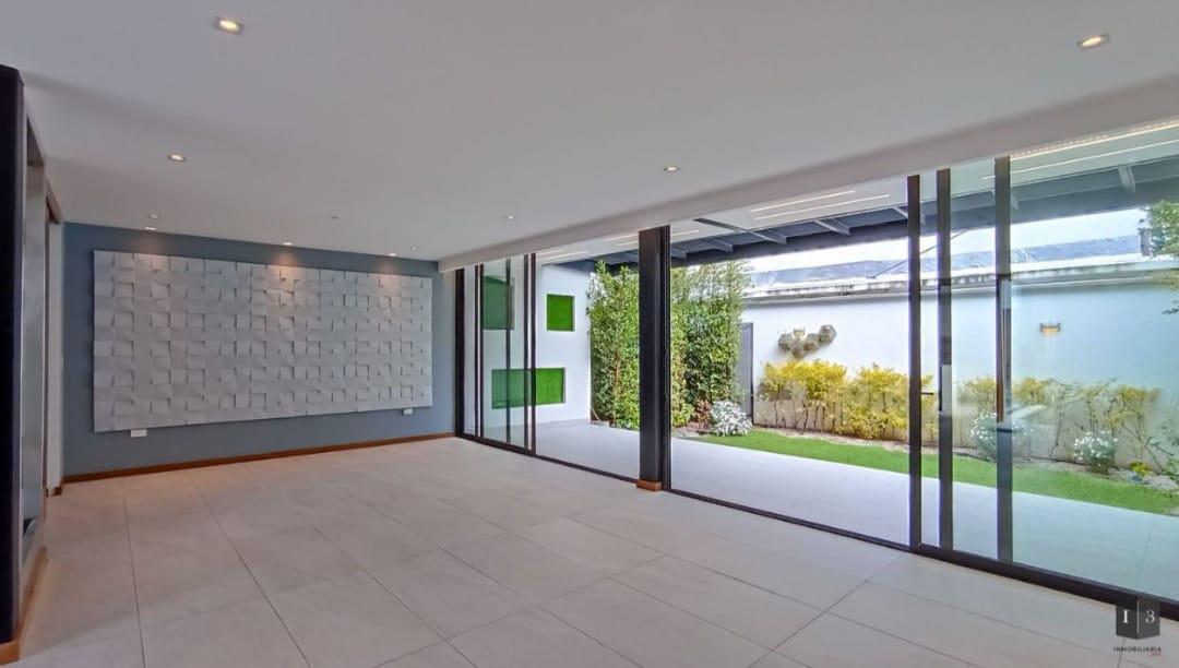 Linda Casa Tecnologica de Venta - San Juan de Cumbayá — imagen 6
