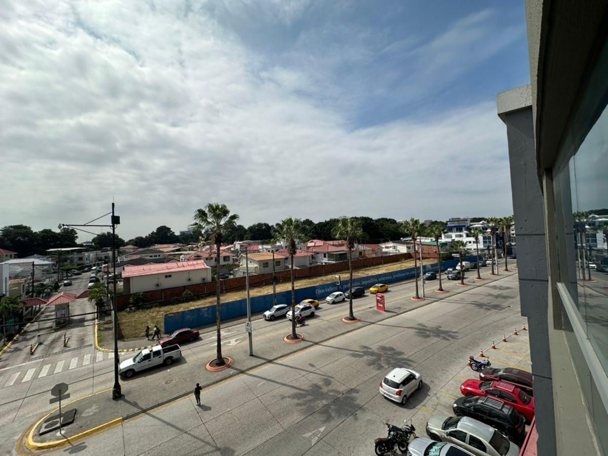 Oportunidad de Inversión - Departamento Ejecutivo en Pacific Plaza - Parque Empresarial Colón, Guayas — imagen 8