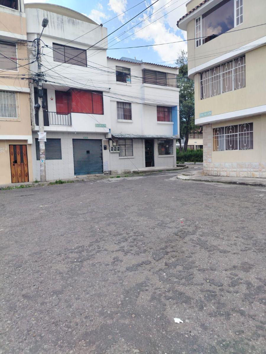 Vendo Casa Ubicada en Carapungo — imagen 3