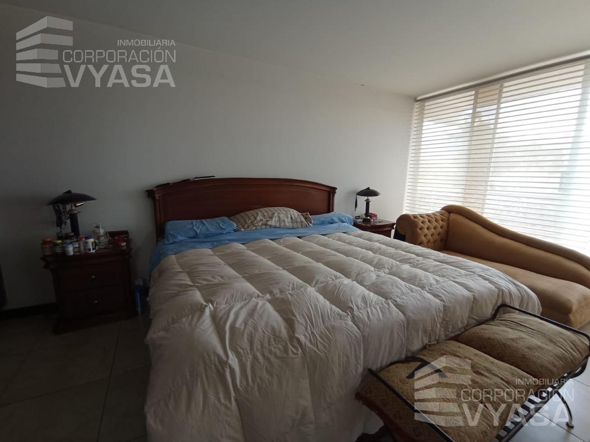Cumbayá - Hermosa Casa en Venta de 225 m² de 3 Dorm. — imagen 6