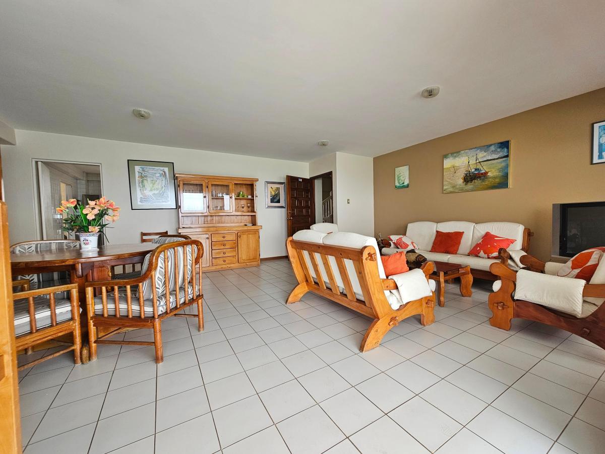Vendo Lindo Departamento Vista Mar con Amplio Balcon en Salinas — imagen 5