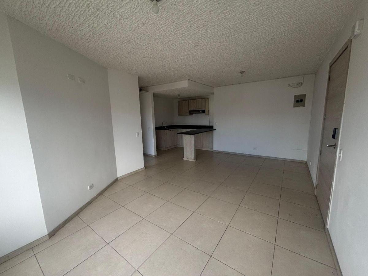 Departamento - Conocoto — imagen 3