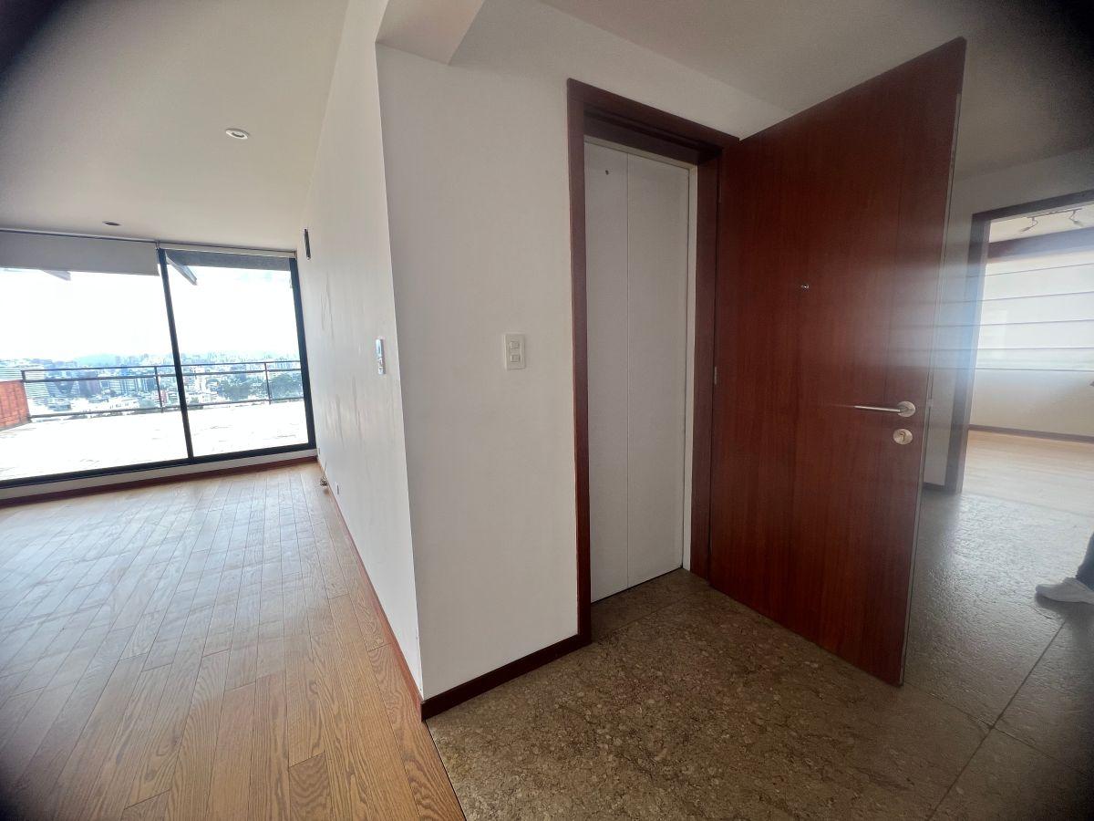 Venta Precioso Departamento Quito Tenis — imagen 9