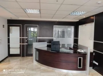 En Venta/renta Espectacular y Cómoda Oficina Amoblada, Av Rep del Salvador — imagen 3