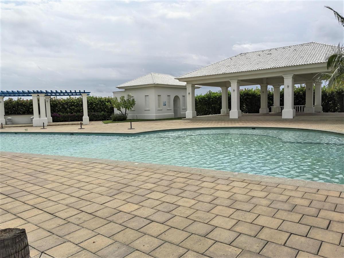 Casa de Venta en La Urbanización Bahía Muyuyo, Villamil Playas, 2 Plantas. Guayas — imagen 10