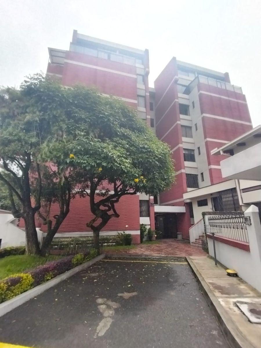 Duplex de 192 m Sector La Carolina Cerca a Mall El Jardin y Estación del Metro — imagen 10