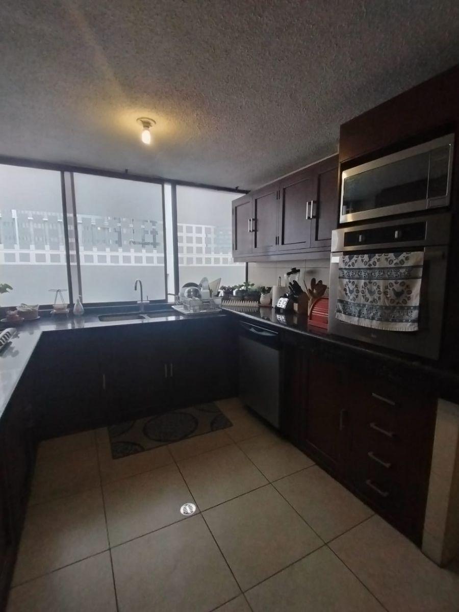 Duplex de 192 m Sector La Carolina Cerca a Mall El Jardin y Estación del Metro — imagen 6