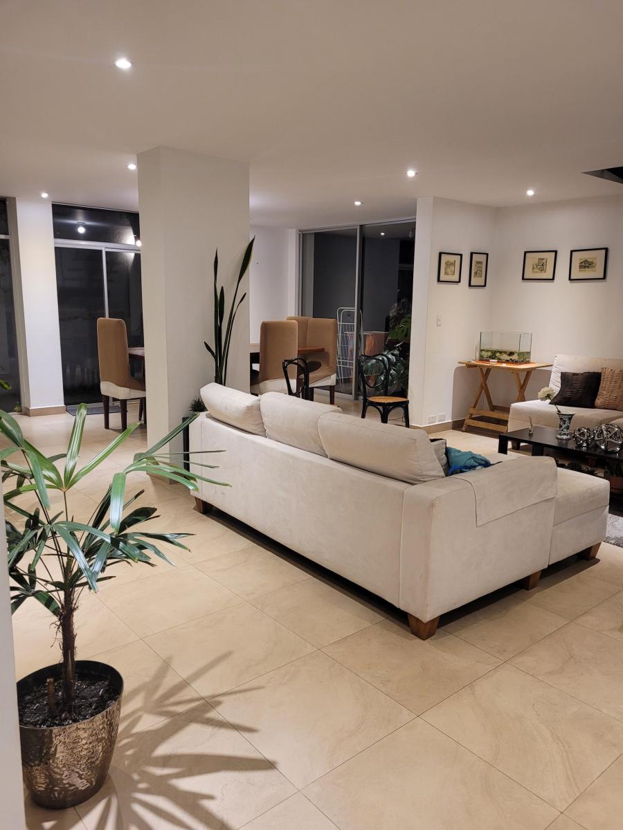 Departamento de Venta en Tumbaco — imagen 9