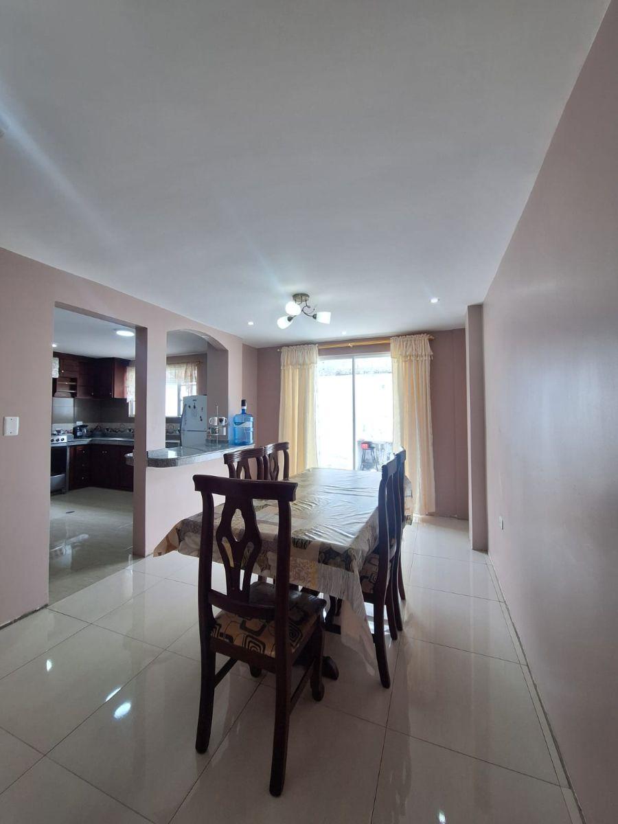 Casa de 3pisos Unifamiliar con Local de Venta en Machachi — imagen 7