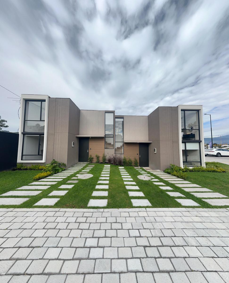 Casa Nueva en Venta Dentro de Conjunto en Tumbaco Ruta Viva — imagen 8