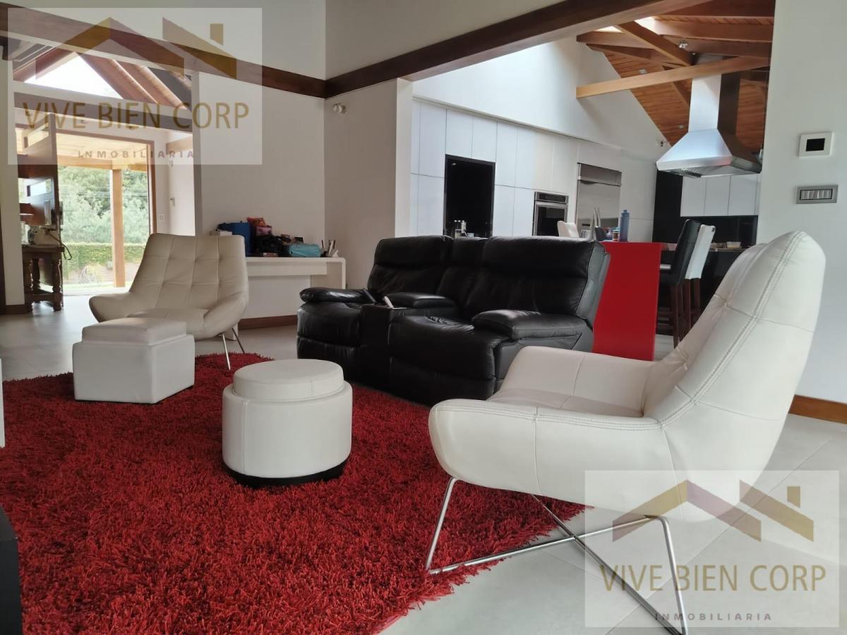 Residencia Exclusiva en Venta – Sector Jacaranda, Cumbayá — imagen 7