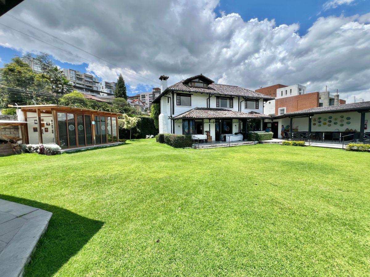 Casa Comercial con Terreno en Cumbayá 901 m² — imagen 7