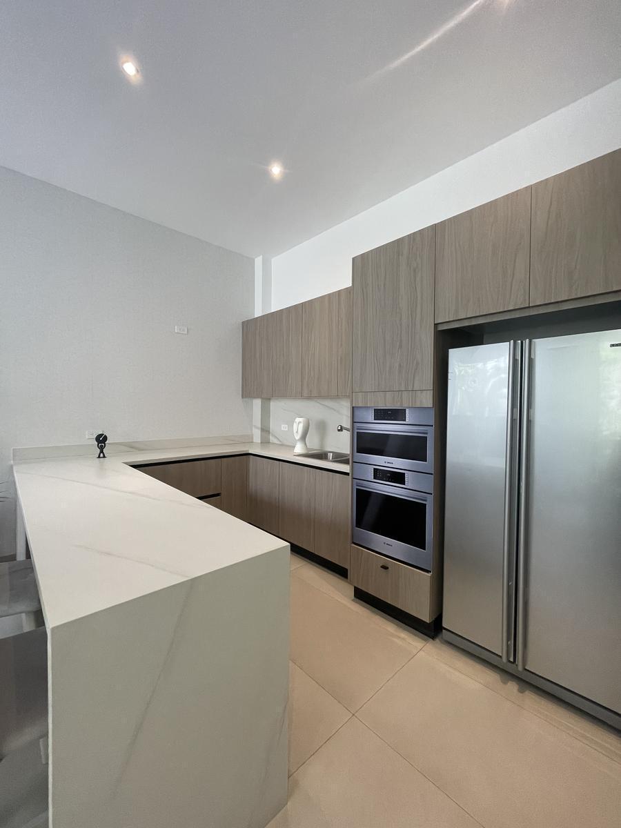 Scc. Venta Suite con Terraza Exclusiva en Cumbayá, Cerca de Todo — imagen 6