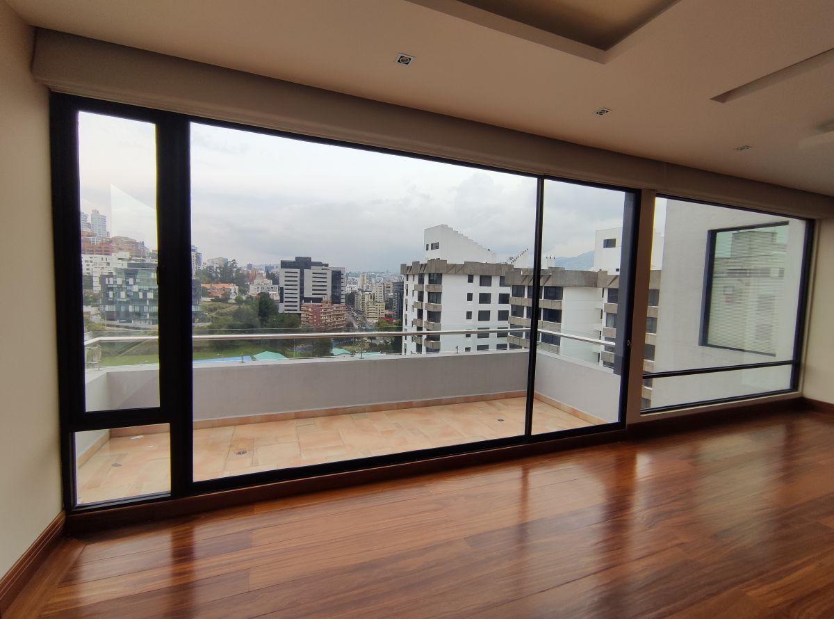 Penthouse con Balcon, Vista de Venta en Bellavista — imagen 9