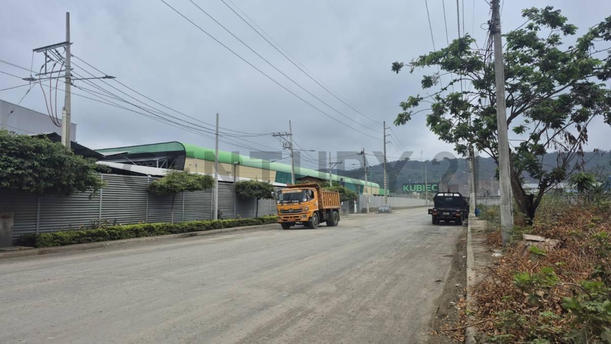 Venta de Macrolotes Industriales Planos y Cantera en Petrillo – Nobol J. Zav, Guayas — imagen 2