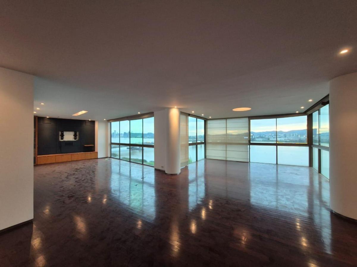 Departamento de Lujo Malecon de Entrerios Edificio Millenium, Guayas — imagen 8