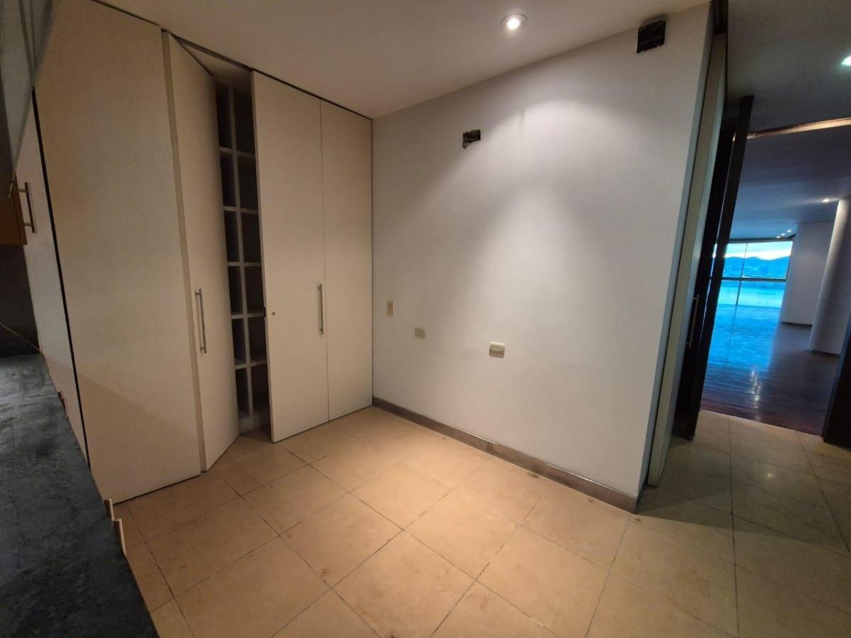 Departamento de Lujo Malecon de Entrerios Edificio Millenium, Guayas — imagen 6