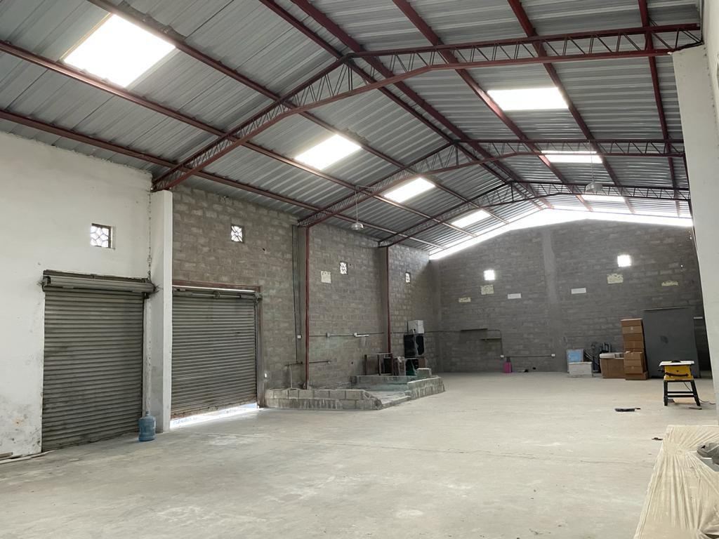 Mv - en Renta o Venta Terreno con Galpones, 5126 m² y 1366,94 m² de Construccion, Puembo — imagen 8