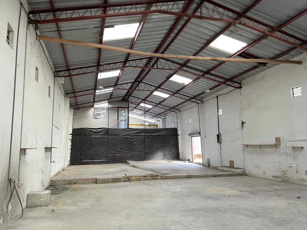 Mv - en Renta o Venta Terreno con Galpones, 5126 m² y 1366,94 m² de Construccion, Puembo — imagen 7