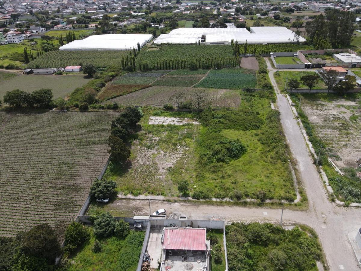 Terreno en Atuntaqui, Imbabura — imagen 2