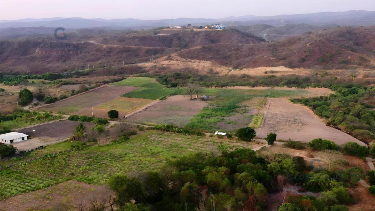 Venta de Finca en El Cantón Jaramijó - 21.951 m². A. G, Manabí — imagen 2