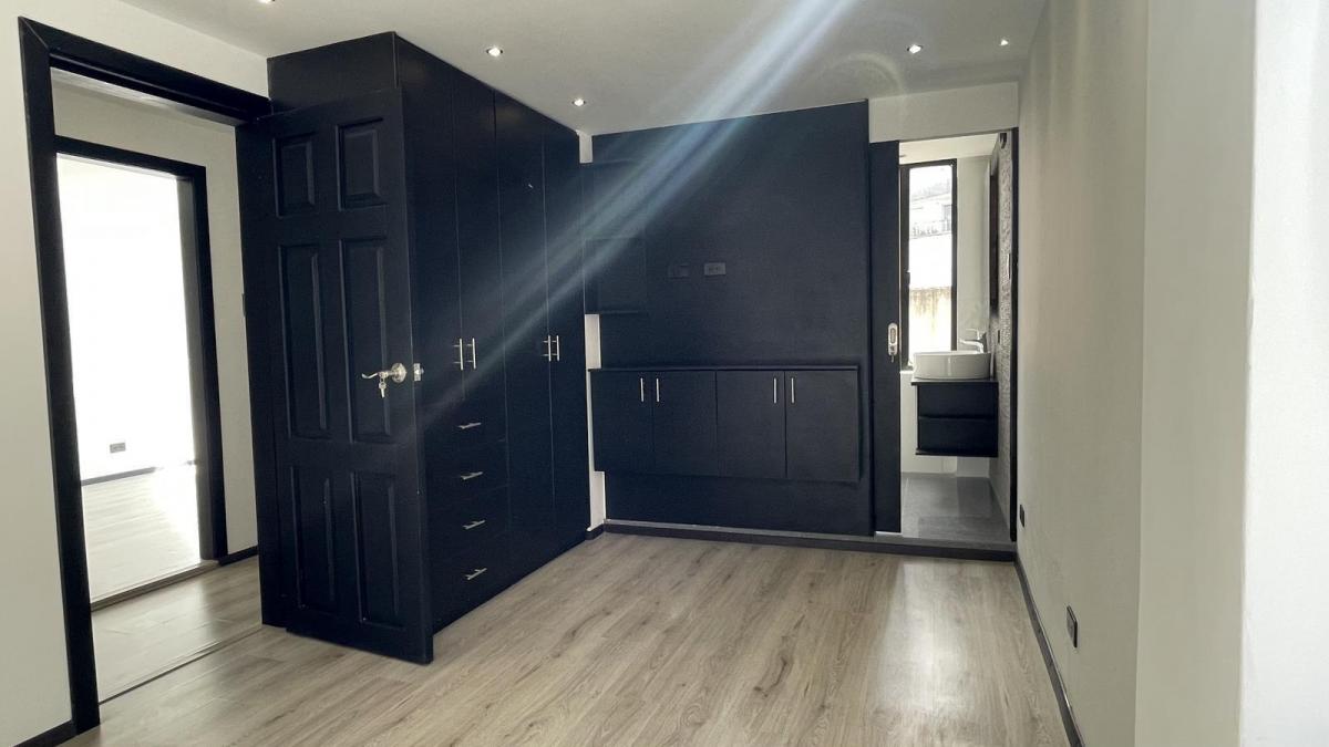 Venta Departamento 2 Dorm. en Urb. Lomas de Monteserrin — imagen 4